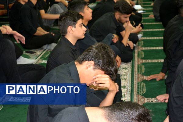 برگزاری مراسم سوگواره احلی من العسل در هنرستان مجتمع فنی تهران بهارستان ۲