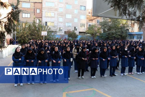 برگزاری المپیاد ورزشی درون‌مدرسه‌ای در مدرسه یاس‌نبی،فتح در بهارستان‌دو