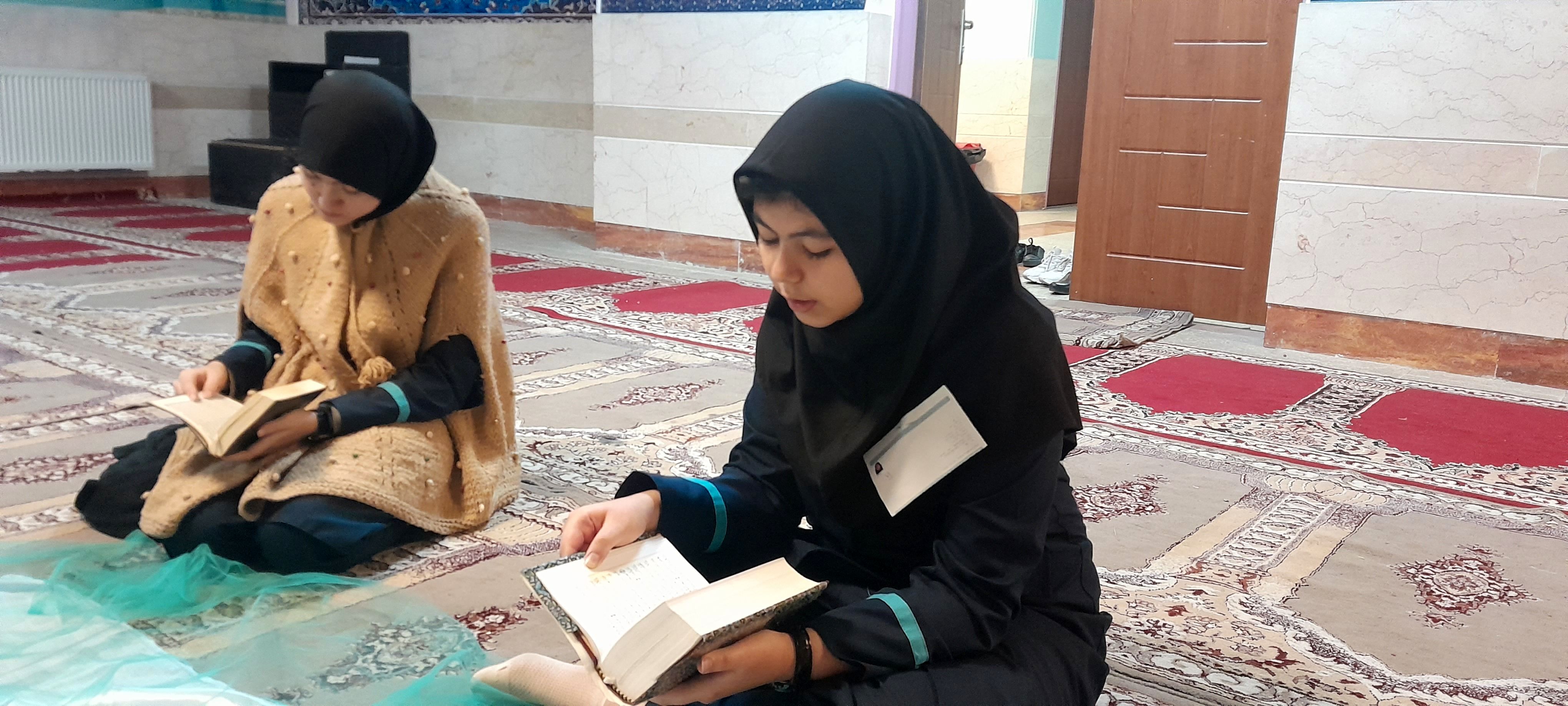 مسابقات قرآنی فرصتی برای انس گرفتن دانش‌آموزان با فرهنگ الهی است