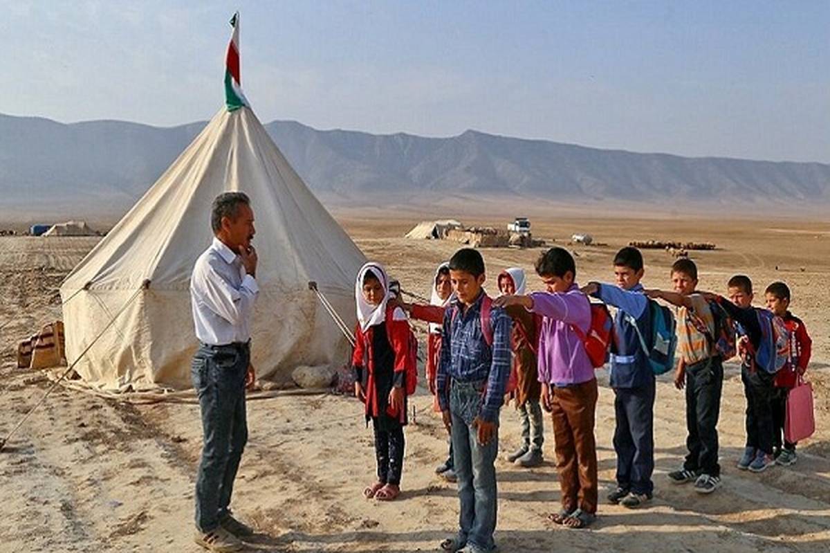 فاصله آموزش رسمی با فرهنگ بومی منجر به شکاف عمیق در عملکرد تحصیلی دانشآموزان شده است
