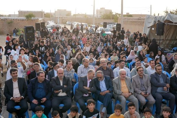 جشنواره ملی فرهنگی، ورزشی و بومی "مادران آفتاب" در تاکستان
