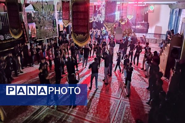 عزاداری شب هشتم ماه محرم در شهر بار 