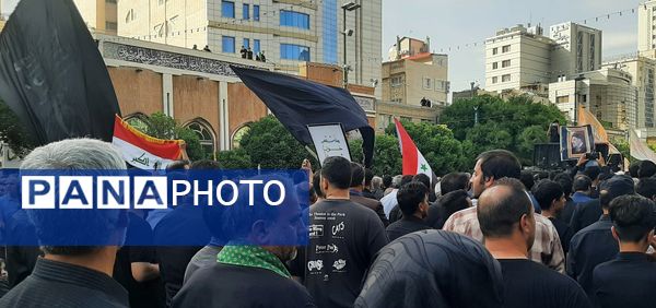 حضور پرشور مردم در تشییع پیکر مطهر رئیس جمهور و یاران همراه در مشهد مقدس