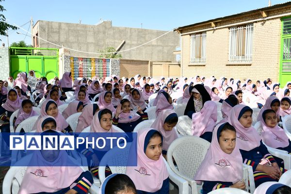 "سپاس معلم"  در مدرسه حاج حسن اسدی شهر فیض آباد مه‌ولات