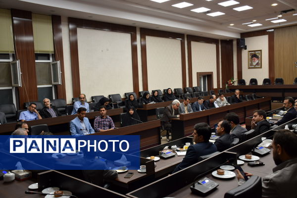 نشست هم‌اندیشی دستگاه‌های اجرایی با محوریت پروژه‌های عمرانی در تربت‌حیدریه