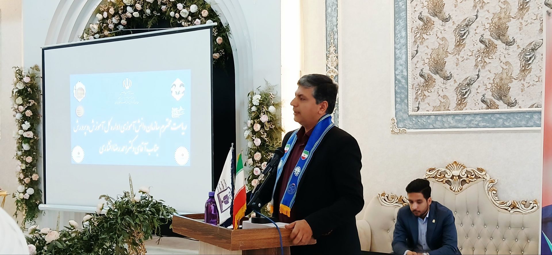 نشست توجیهی  مدیران مدارس شهرستان طرقبه شاندیز