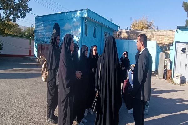 اعزام دانش‌آموزان شهرستان خانمیرزا به اردوی راهیان نور 