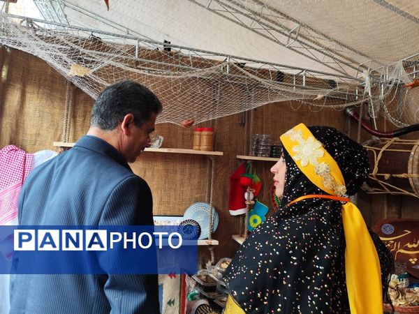 بازدید معاون پرورشی و فرهنگی وزارت آموزش و پرورش از نمایشگاه دستاوردهای کانون‌های فرهنگی تربیتی استان بوشهر