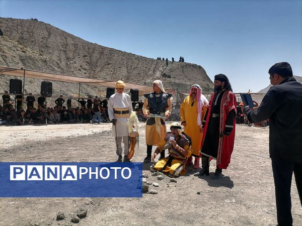 مراسم تعزیه خوانی در روز عاشورای حسینی در شهر بار 
