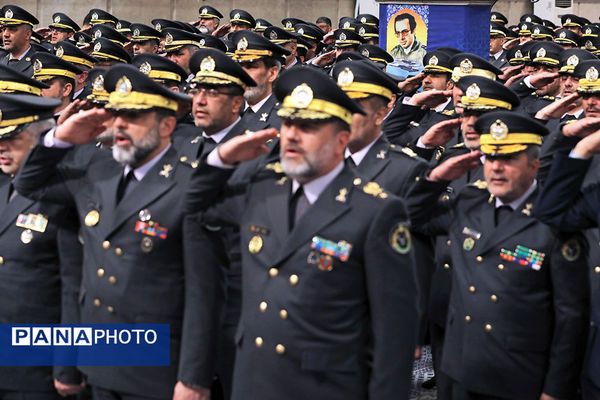 دیدار جمعی از فرماندهان نیروی هوایی و پدافند هوایی ارتش جمهوری اسلامی ایران با مقام معظم رهبری