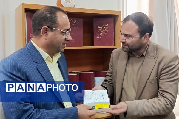 زنگ کتابخوانی و همایش کتاب و کتابخوانی در دبیرستان ابوریحان بیرونی نیشابور