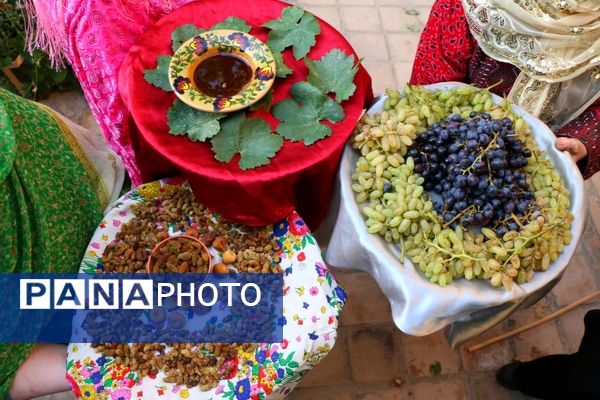 جشنواره شیره انگور ترشیزی کهن