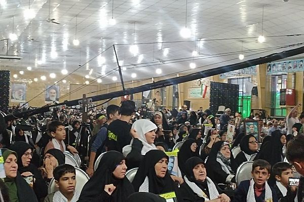 برگزاری اجلاسیه 750 شهید دفاع‌مقدس و جنگ 12 روز در مصلی فردیس 