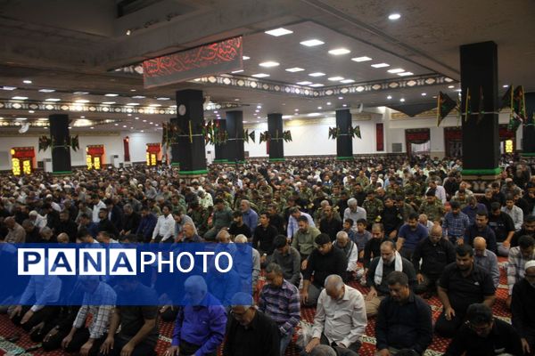 فروغ ایمان و همدلی در نماز جمعه بندرعباس