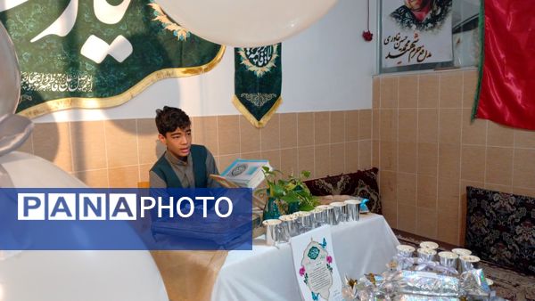 تقدیر دانش‌آموزان فعال فرهنگی‌هنری از مادرانشان با همکاری مربی در محمدشهر کرج