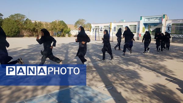 المپیاد ورزشی در مدرسه گلشاد خلیل آباد 