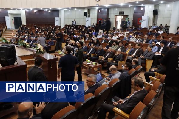 نخستین کنفرانس ملی چالش های مدیریت سرمایه انسانی در سازمان های بزرگ مقیاس