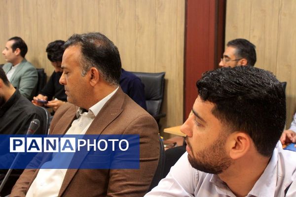 برگزاری نشست بصیرتی جهاد تبیین پیشرفت مدارس در بهارستان‌دو