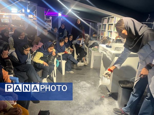 آشنایی با صور فلکی در اردوی علمی انگاریوم دانشگاه فردوسی