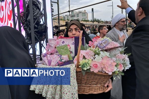 حضور پررنگ کودکان و نوجوانان در جشن عید غدیر 