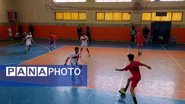 رقابت پرشور فوتسال مدارس ملکان با حضور ۸ تیم