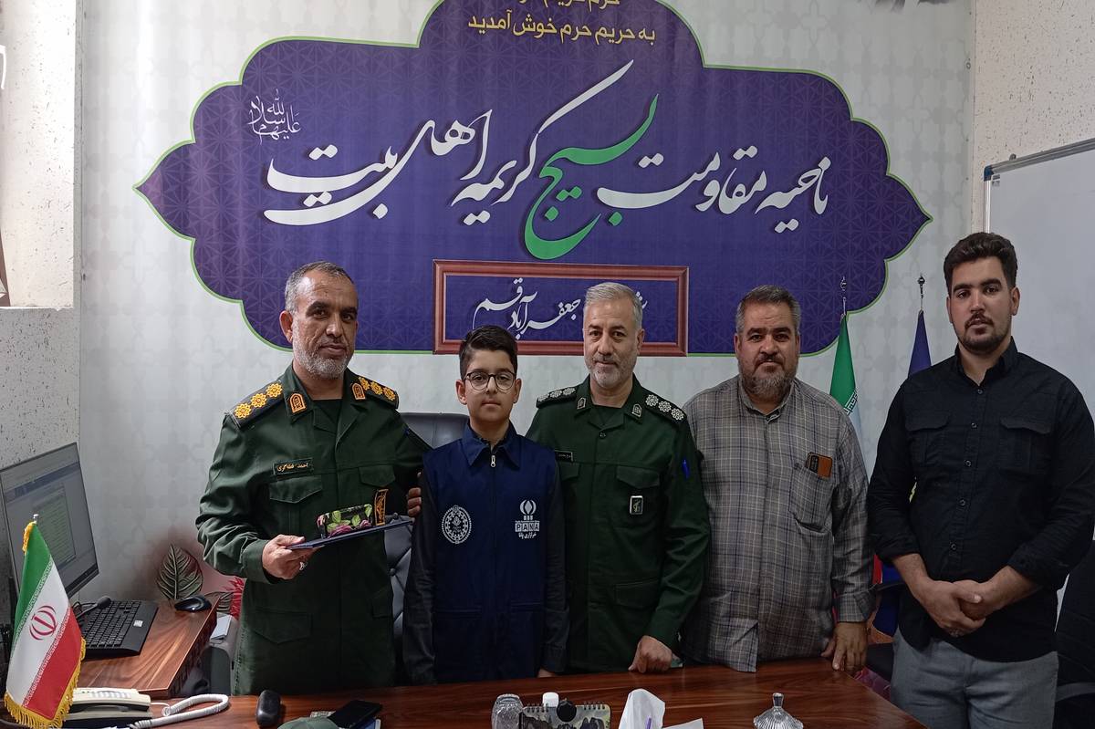 تقدیر فرمانده سپاه شهرستان جعفرآباد قم از خبرنگار پانا