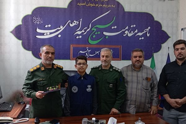 تقدیر فرمانده سپاه شهرستان جعفرآباد قم از خبرنگار پانا