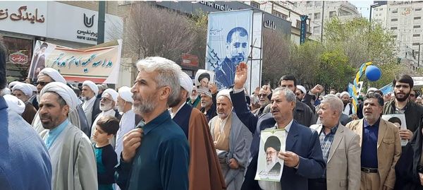 راهپیمایی روز قدس با حضور مسئولان اداره‌کل آموزش‌وپرورش استان خراسان رضوی