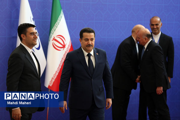ورود مهمانان مراسم تحلیف رئیس‌جمهوری به مجلس شورای اسلامی 