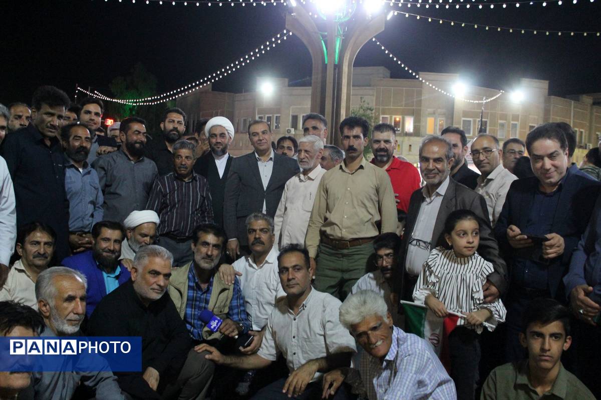 تجمع حماسی مردم بم در حمایت از اقتدار نیروهای مسلح جمهوری اسلامی 