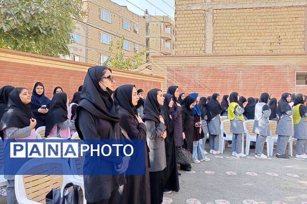 برگزاری المپیاد ورزشی دورن‌مدرسه‌ای در مدرسه حضرت خدیجه(س)بهارستان‌دو