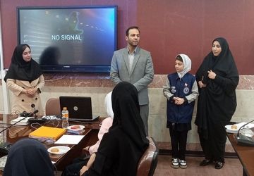 جلسه آموزش خبرنگاری در اداره آموزش و پرورش رباط‌کریم