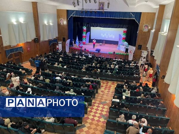 مراسم پرشکوه تجلیل از امدادگران هلال احمر شهرستان کاشمر 