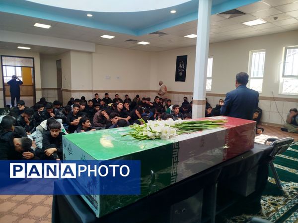 تشییع پیکر مطهر مهمانی متفاوت در زاوه