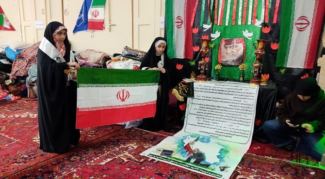 اعتکاف دانش‌آموزی در مسجد معجز اردبیل 