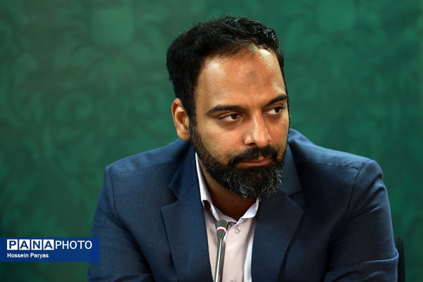 آیین تجلیل از برگزیدگان طرح ملی صبح رویش