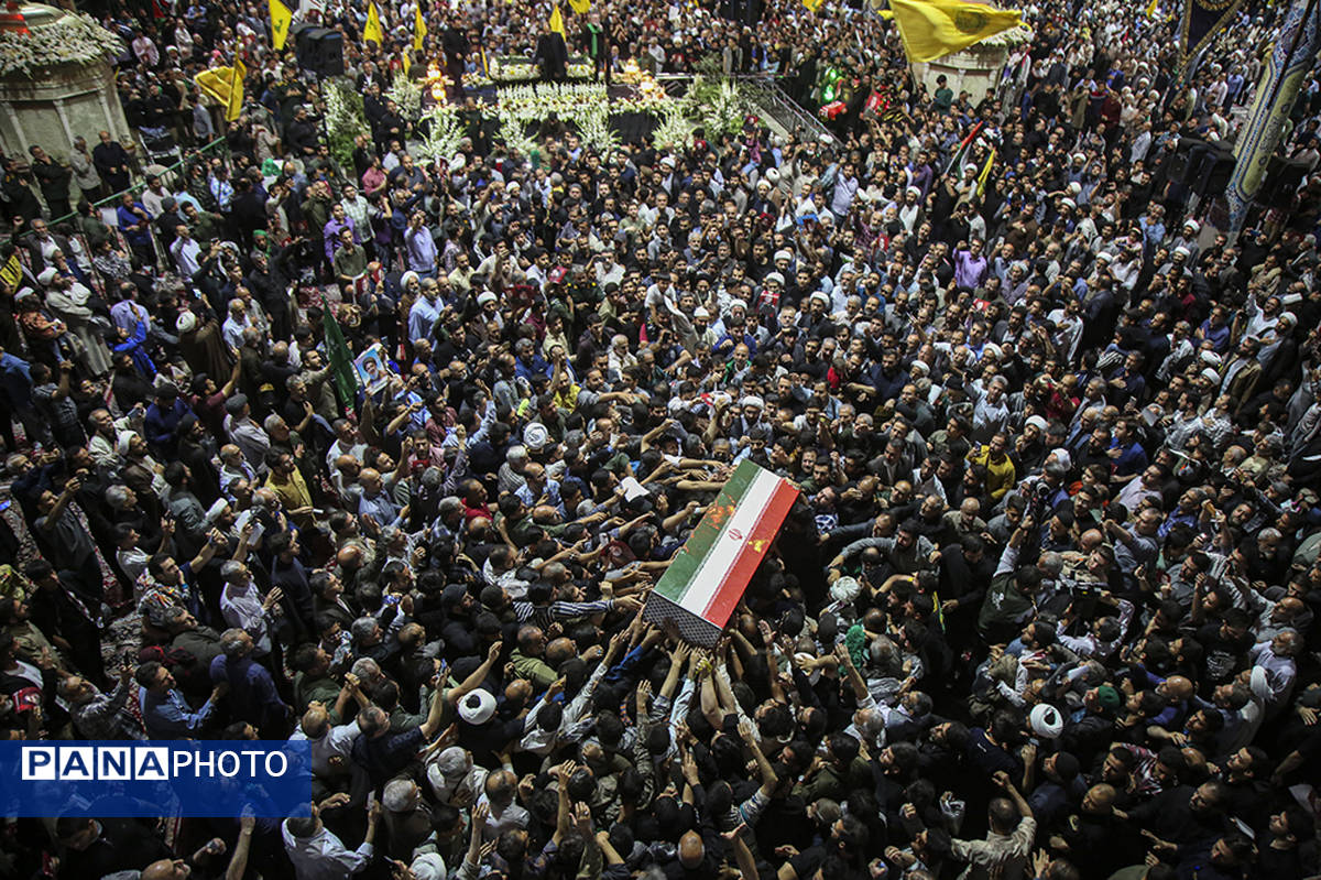 جلوه‌هایی از مراسم وداع با پیکر سردار شهید «نیلفروشان» در قم