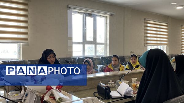 جلسه هم‌اندیشی وتجلیل از خبرنگاران ویژه دختران خبرنگار پانا درسطح شهرستان