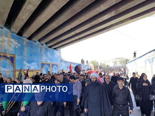 طنین فریاد «لبیک یا حسین(ع)» در پیاده‌روی باشکوه جاماندگان اربعین حسینی در شهرستان قدس