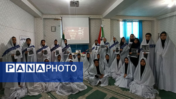 برگزاری هیئت انصارالمهدی (عج) در دبیرستان رضوان