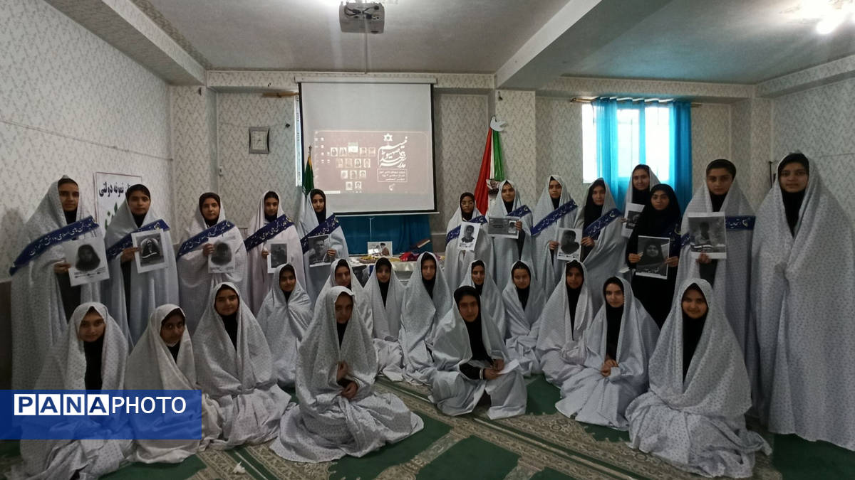 برگزاری هیئت انصارالمهدی (عج) در دبیرستان رضوان