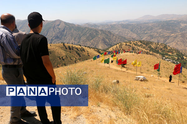 بازدید معلمان قمی از یادمان شهدای «بوالحسن» 