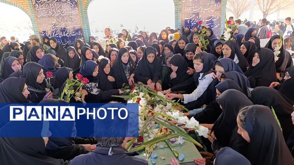 مراسم تشییع شهید گمنام در شهر سفیددشت 