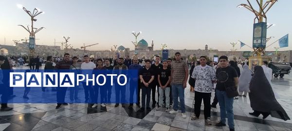 سفر معنوی دانش‌آموزان سما کاشان به مشهد مقدس در دهه کرامت
