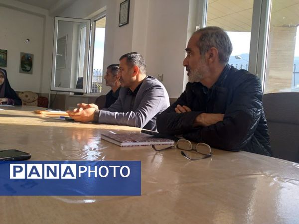 جلسه کارگروه جشنواره فرهنگی هنری فردا و پرسش مهر رامیان