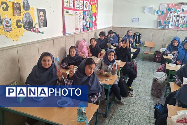 مراسم ویژه شهادت حضرت فاطمه زهرا (س) در مدرسه نرگس پردیس