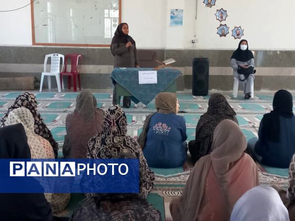 گفت‌وگوی کارشناس آسیب‌شناسی با والدین هنرستان زهرای مرضیه بندرعباس 