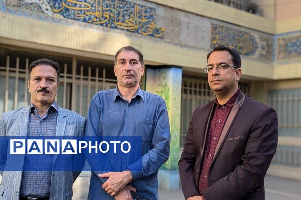 کنگره برزگداشت شهدای دانش‌آموزی دبیرستان هاتف اصفهان