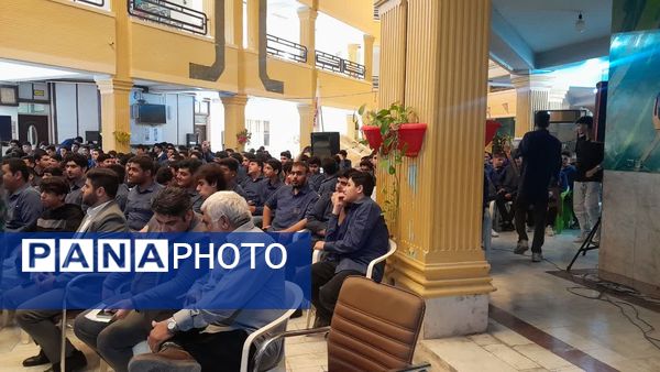 صدای ایثار در مدرسه سعادت طنین‌انداز شد؛ برگزاری یادواره شهدای دانش‌آموز انقلاب اسلامی