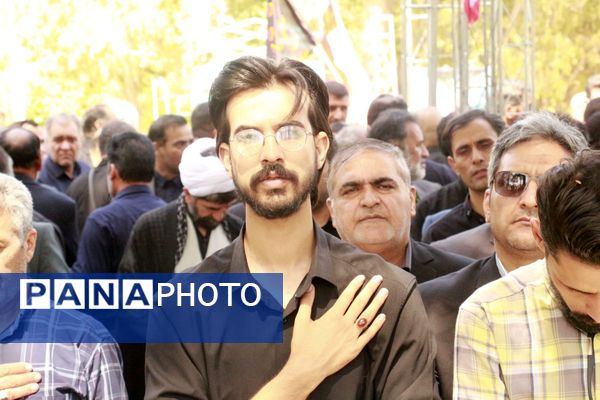 خاکسپاری پیکر پاک  سردار سرافراز اسلام شهید محمد کاظمی و شهدای جنگ تحمیلی در مشهد